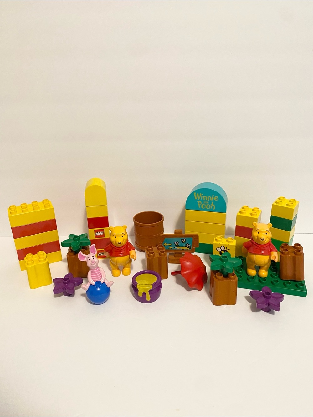 LEGO Duplo Winnie the Pooh Piglet Hundred Acre Wood Hide ‘n Seek Vintage Toy Lot